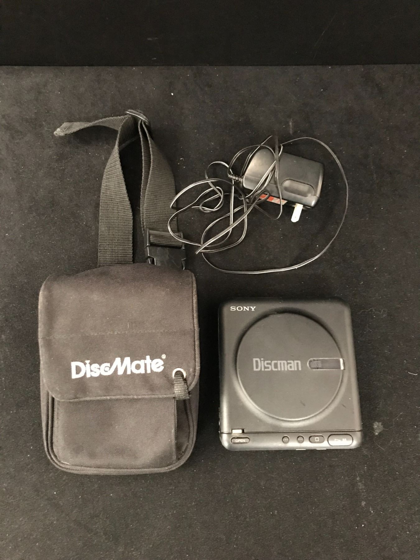 VINTAGE SONY DISCMAN (WORKING)