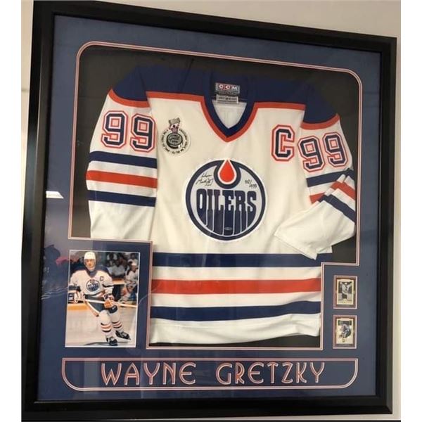 WAYNE GRETZKY SIGNED AND CUSTOM FRAMED EDMONTON OILERS JERSEY /499 (UPPER DECK COA)