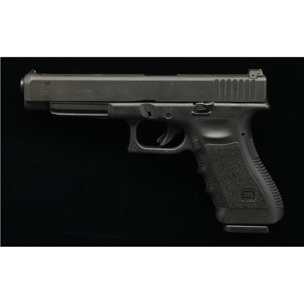 GEN3 GLOCK MODEL 34 SEMI AUTO PISTOL.