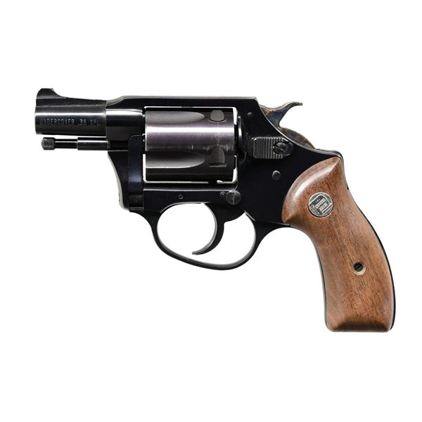CHARTER ARMS UNDERCOVER DA REVOLVER.