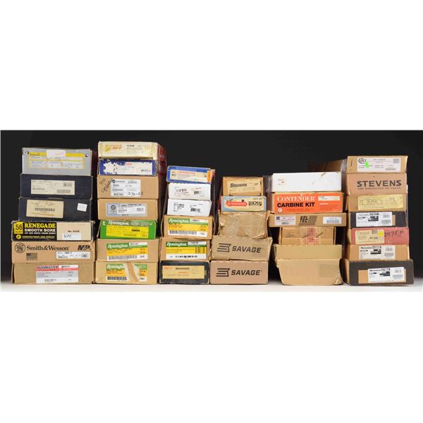 LARGE GROUPING OF RIFLE BOXES.