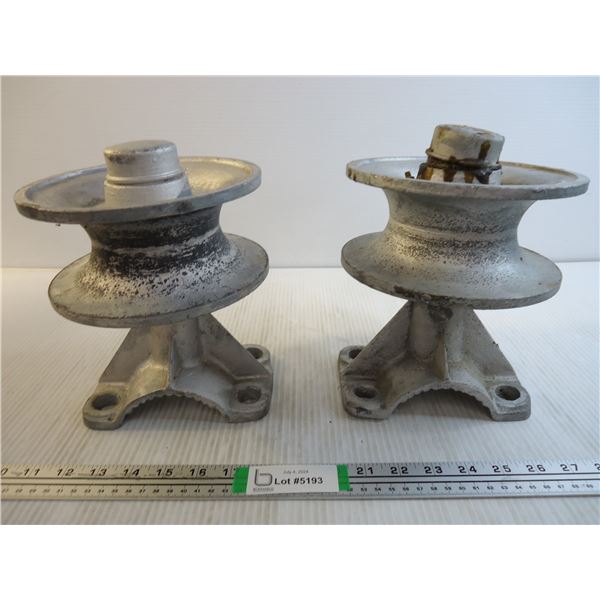 (2) Chain Link Malleable Cantilevered Gate Rollers