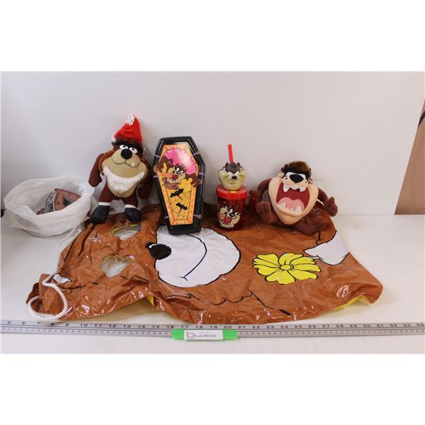 Tasmanian Devil Lot: Plushies, Coffin Tin, Cup, Puzzle & Bag