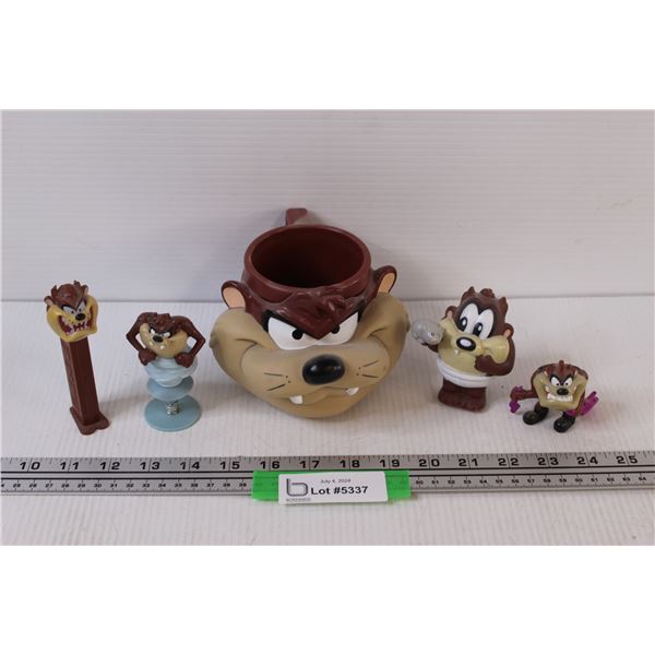 Tasmanian Devil Lot: PEZ, Cup, Figurines