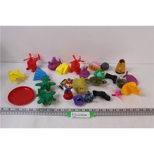 Lot of: McDonalds Toys (various themes)