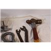 Image 3 : Heavy Ball Point Hammer, Clevises, Tow Hooks, Misc.