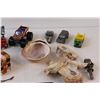 Image 2 : Lot of: Jacob's Ladder, (6) Toy Cars, Shells, Coin Purse, Misc.