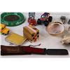 Image 4 : Lot of: Jacob's Ladder, (6) Toy Cars, Shells, Coin Purse, Misc.
