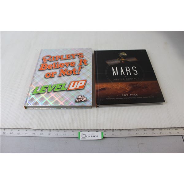 Ripley's Believe it or Not Level Up, Mars Making Contact Books