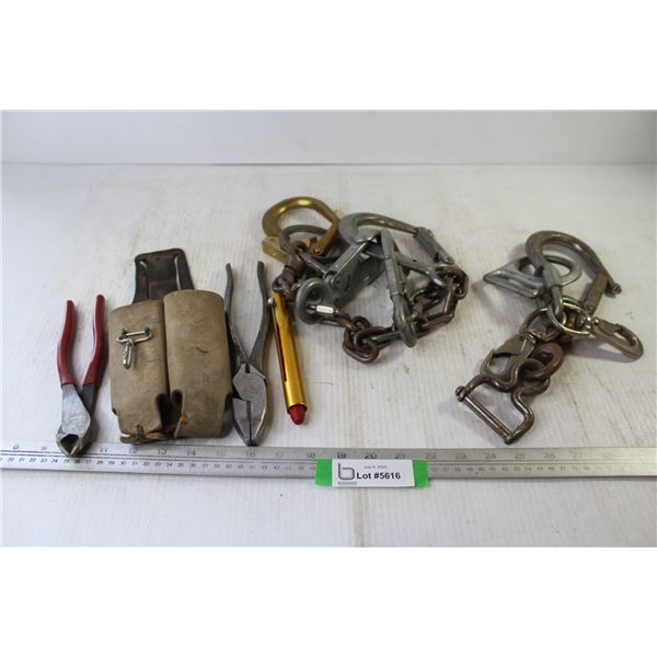 Tool Pouch w/2 Side Cutters - Marker Pen - Harness Chains w/Clips