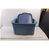 Image 1 : *Medium Size Rubbermaid Tote w/Lid