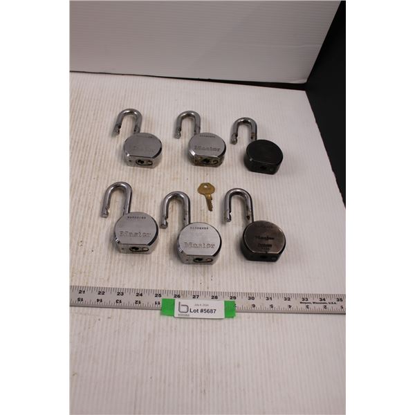 (6) Large Masterlock Pro Series Pad Locks w/ One Key (Verified All Locks Keyed Alike)