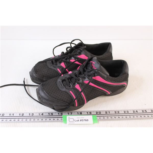 Women's Capesio Running Shoes - Size 10