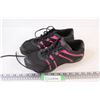 Image 1 : Women's Capesio Running Shoes - Size 10