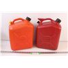 Image 1 : (2) 2.5 Gallon Gas Cans/Jugs