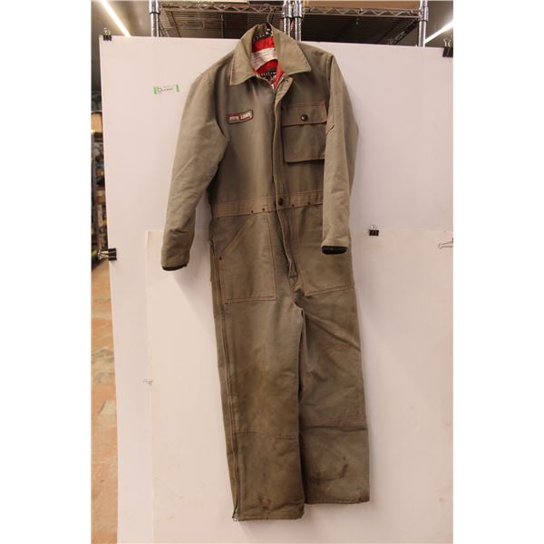 *Pipeline Coveralls - M