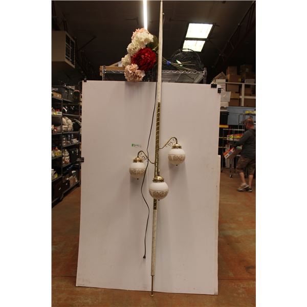*Pole Lamp - Top (2) Lightbulbs Turn On