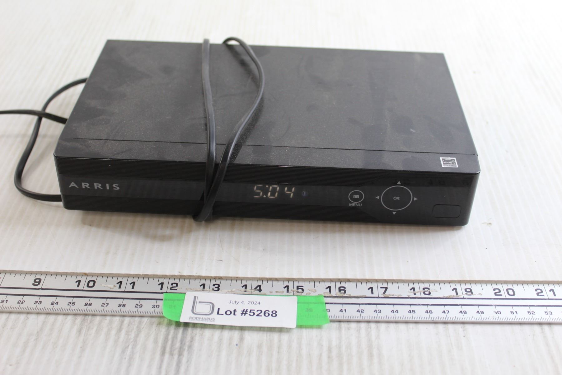 Arris Cable Box - Turns On - Bodnarus Auctioneering