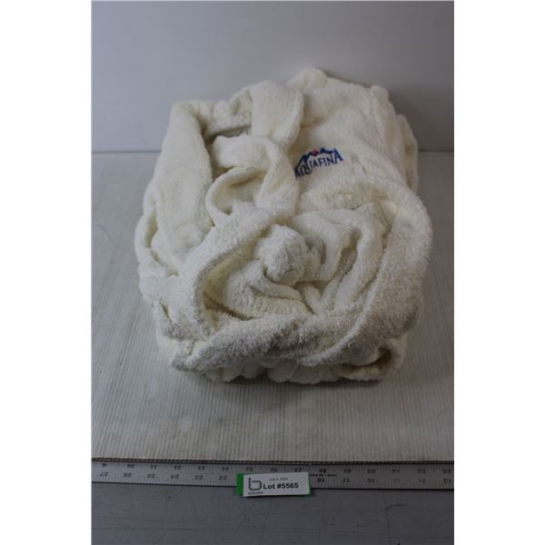 Aquafina Bathrobe - Size large