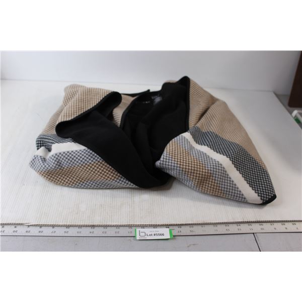 Opened Arm Shawl- One Size