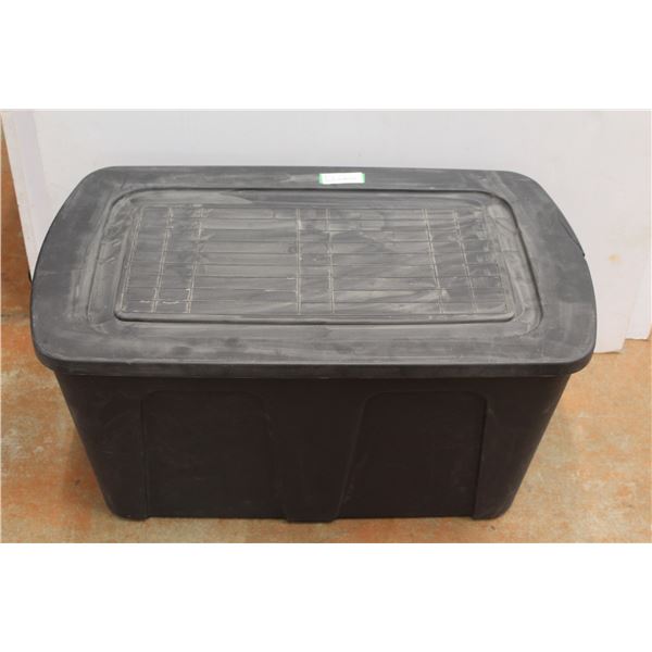 *Tote w/Lid (lid has crack)