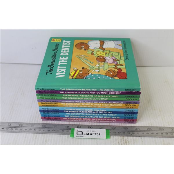 (13) First Time Books - Berenstain Bears