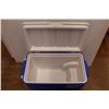 Image 2 : *Coleman Cooler w/Handle & Wheels (52 Quart)