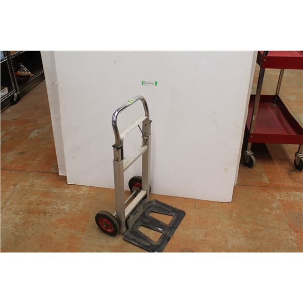 * Two Wheel Dolly w/Extendable Handle