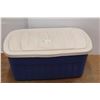 Image 1 : *Large Rubbermaid Tote w/Lid