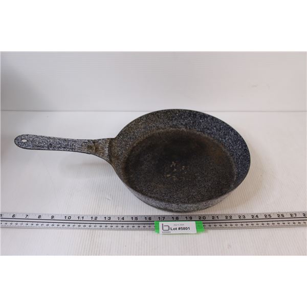 Enamel Frying Pan 10" (Some Wear as pictured)