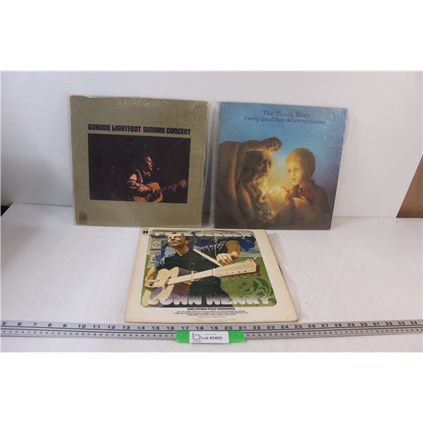 (3) Records: Gordon Lightfoot, The Moody Blues, Pete Seeger