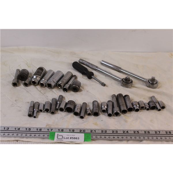 (2) Ratchets & Various Imperial Sockets