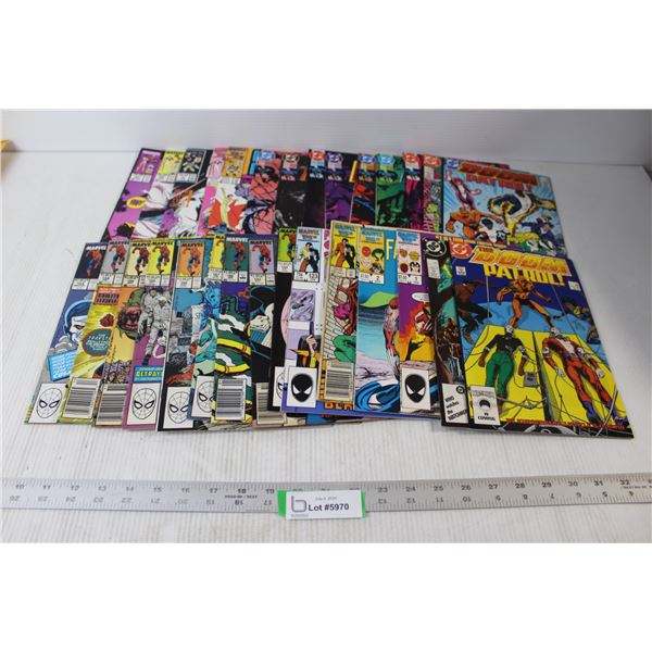 (29) Comic Books - The Doom Patrol, Detective Comics