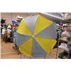 Image 3 : *Patio Umbrella w/Bag
