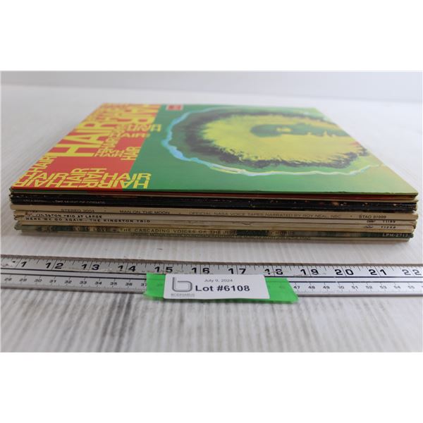 (9) Records - Cosmo, NASA