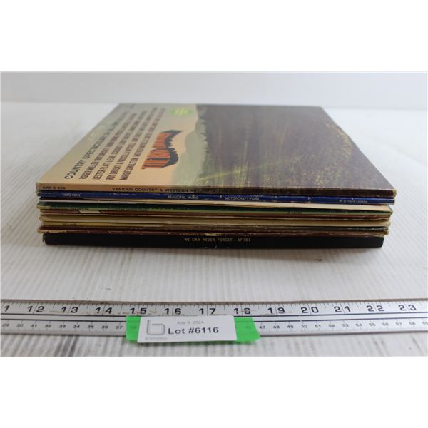 (12) Records - Country, Christmas