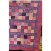 Image 3 : Purple and Pink Quilt