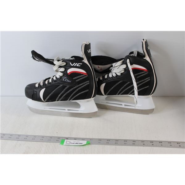 Children's Hockey Skates - Size 38