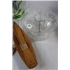 Image 5 : (2) Candle Lamps, Glass Art Plate, Serving Bowl, Misc.