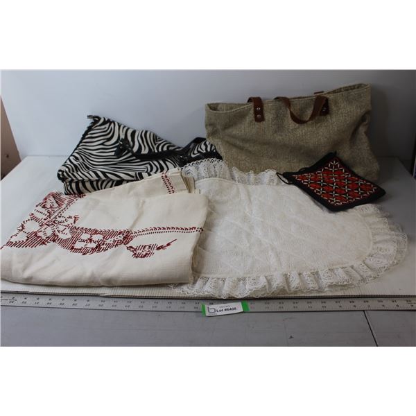 (2) White Placemats, (3) Bags/Purses, Table Cloth