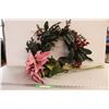 Image 1 : (2) 20" Christmas Wreath & Bouquet of Silk Flowers