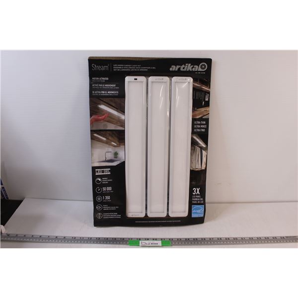 NIB Artika LED Under Cabinet Lighting Set of 3