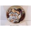 Image 3 : Numbered Collectors Porcelain Plate in Box - Sisters With Certificate