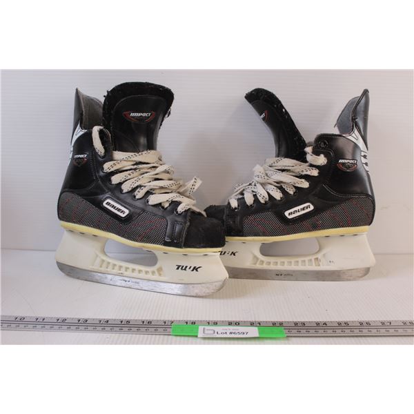 Pair of Used Hockey Skates: Bauer Impact 300 Tuik's Look like Size 4 or 5