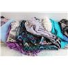 Image 3 : Assorted Ladies Scarves