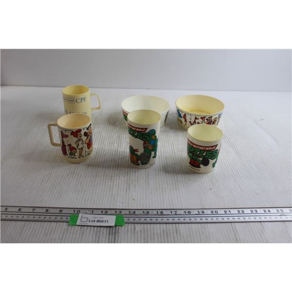 TMNT and The Flintstones Plastic Dinnerware - need cleaning