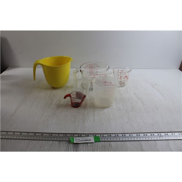 (5) Measuring Cups
