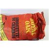 Image 2 : Bag of Royal Oak Briquettes - Folding Metal Cooking Wind Guard