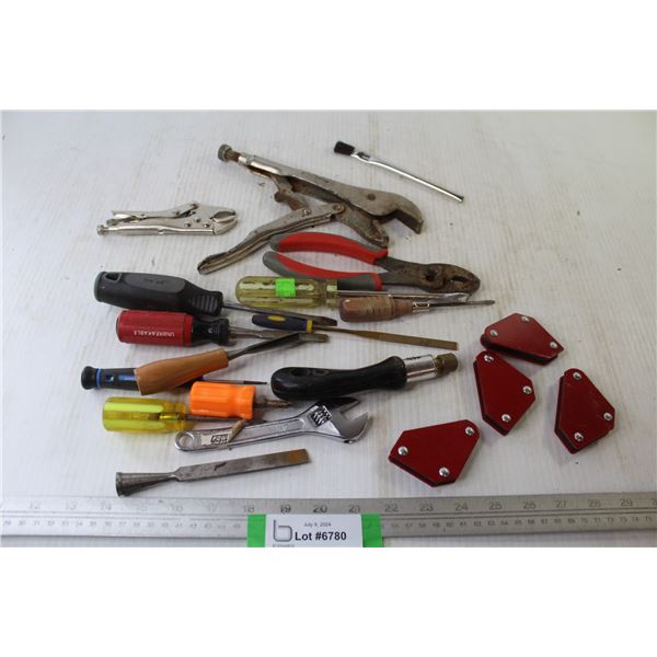 Vice Grips - Screw Drivers - Chisel - 4 Corner Magnets