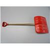 Image 5 : Youth Wooden Baseball Bat (32" long) and Kid's Small Snow Shovel